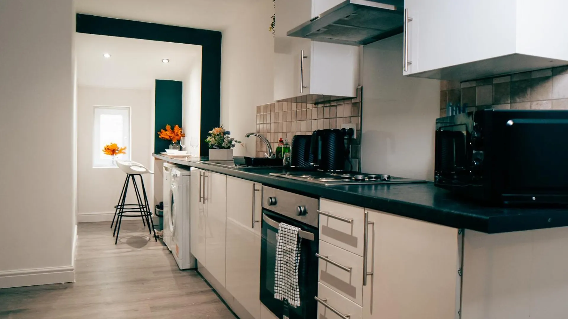 Firdaus Westgate 5 Apartman Huddersfield Egyesült Királyság